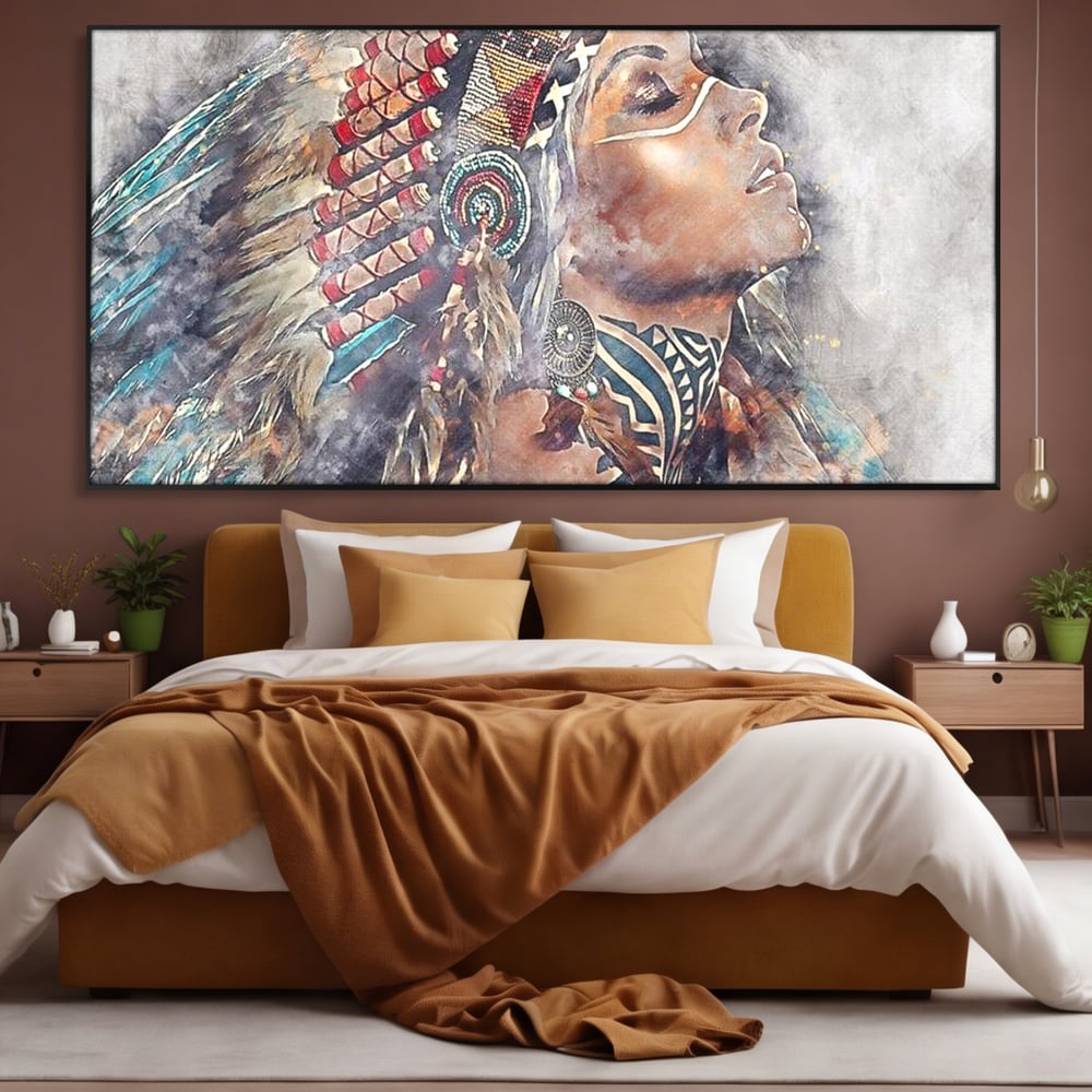 Tablou canvas cu tablou canvas cu femeie indigena, in rama de aluminiu negru, pe perete intr-un dormitor